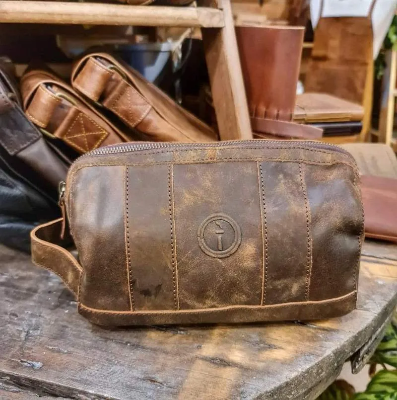 Watson Leather Toiletry Bag